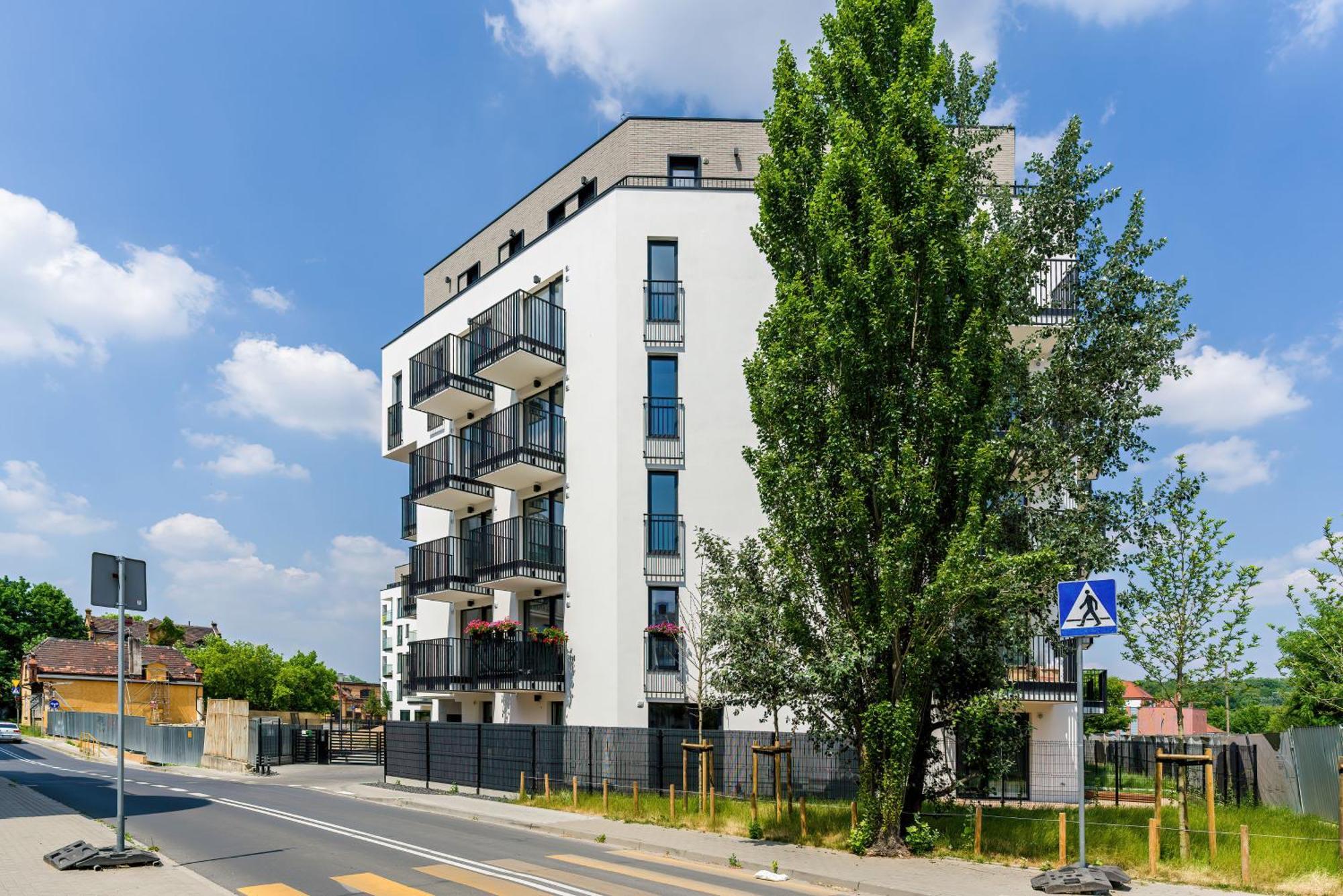 Esencja Apartments With Free Parking Garbary 104 By Renters Poznan Bagian luar foto