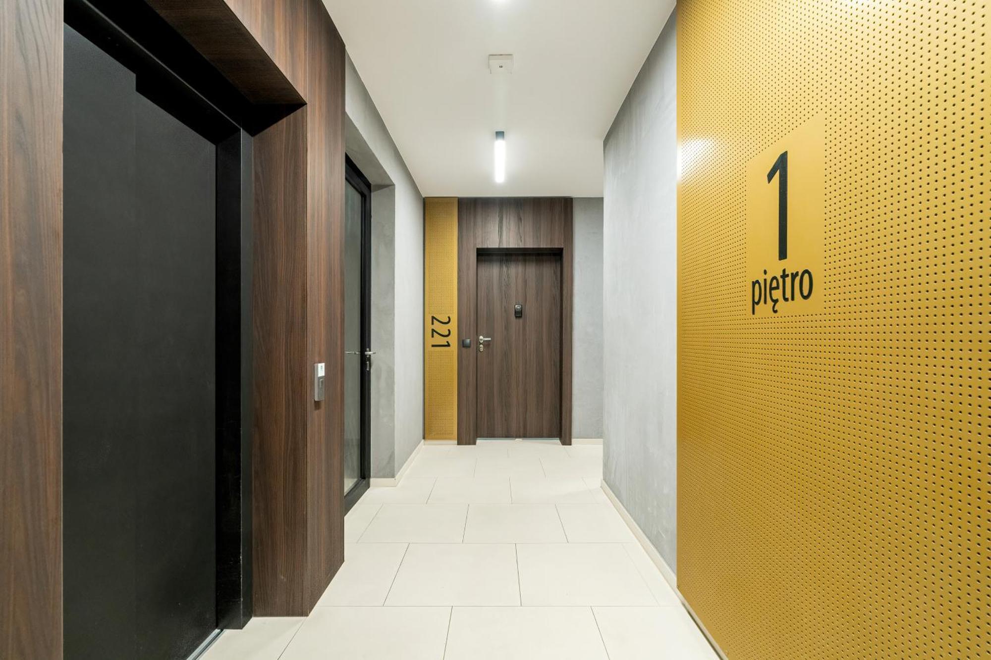 Esencja Apartments With Free Parking Garbary 104 By Renters Poznan Bagian luar foto